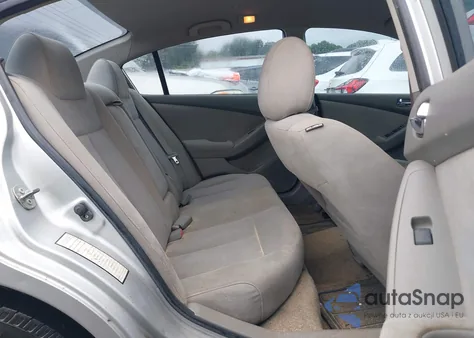 2011 Nissan Altima 2.5 S z USA, uszkodzony, nr VIN 1N4AL2AP0BN455106